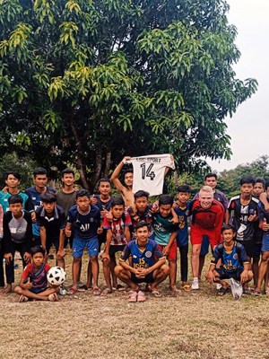 Kambodžassa ovat läsnä niin tuho kuin toivokin