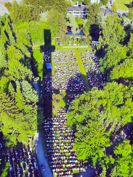 Herättäjäjuhlilla pyydettiin toivoa huomiseen