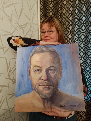 Hän: Kuvan tekemisessä on hengellinen ulottuvuus