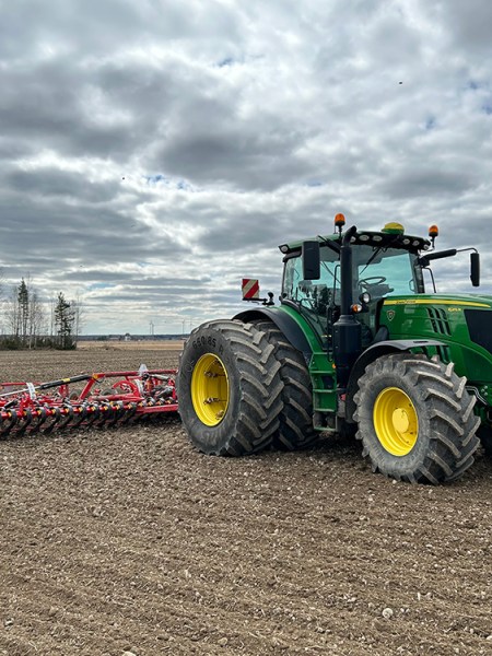 Maata viljellen ja varjellen