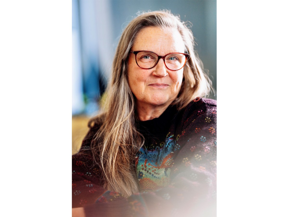 Raamattuni: Jumala kulkee ohi, mutta on silti läsnä