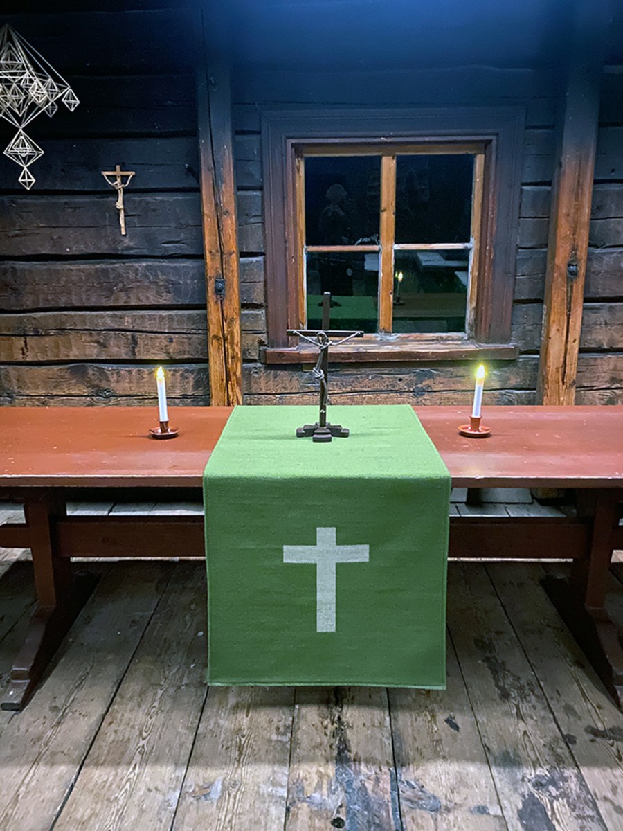 ”Riitat” pukevat Paavon pirtin pyhään