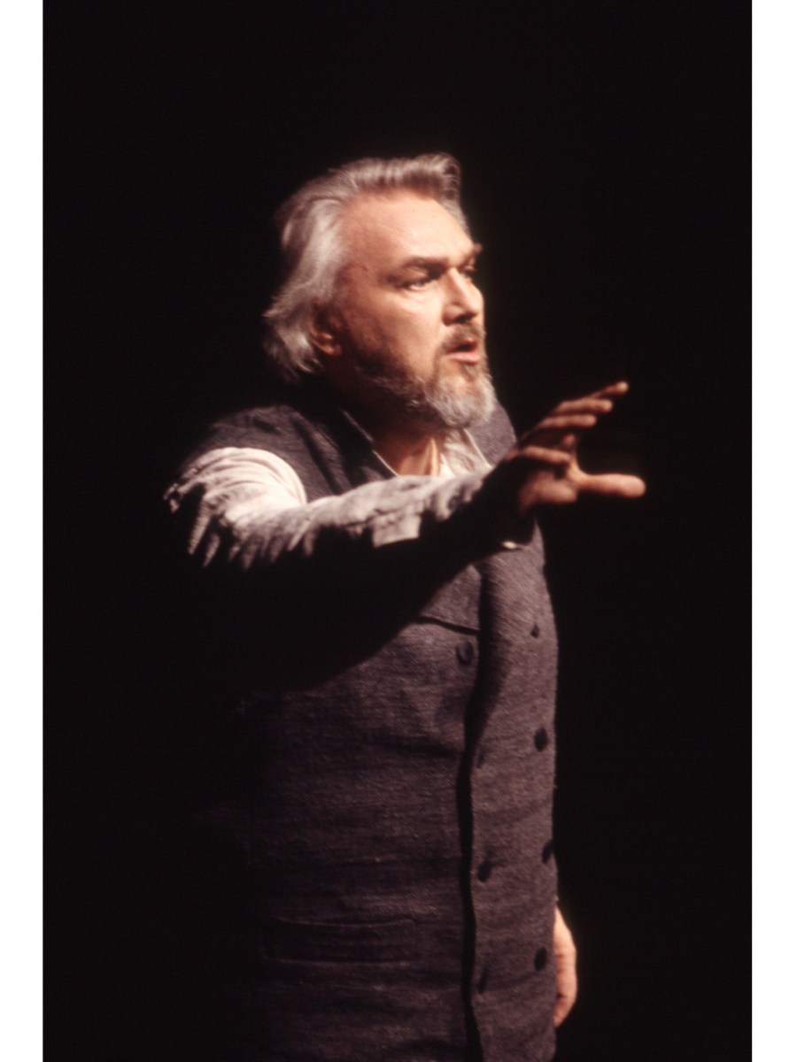 Hän – Jaakko Ryhänen: Viimeiset kiusaukset teki minusta ammattilaisen