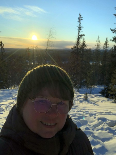 Virteni: Marjo-Riitta Alarovan virressä kuuluu ikävöivä ja nöyrä usko